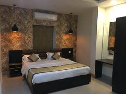 Goroomgo Effective Bollywood Hotels Bhubaneswar