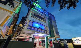 Goroomgo Effective Bollywood Hotels Bhubaneswar