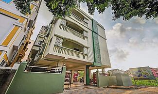 Goroomgo Effective Bollywood Hotels Bhubaneswar