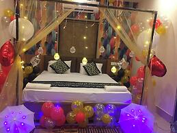 Goroomgo Effective Bollywood Hotels Bhubaneswar