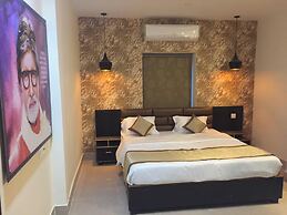 Goroomgo Effective Bollywood Hotels Bhubaneswar