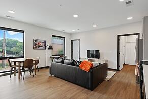 CozySuites on Mass w garage parking 19