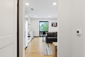 CozySuites on Mass w garage parking 19