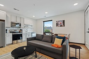 CozySuites on Mass w garage parking 19