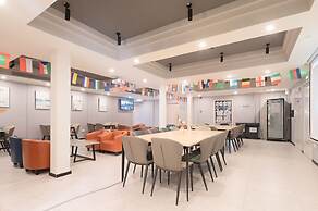 Dayin International Youth Hostel - People's Square & Old Town