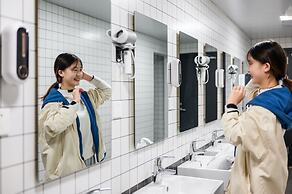 Dayin International Youth Hostel - People's Square & Old Town