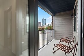 CozySuites on Mass w garage parking 20