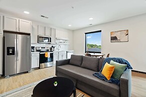 CozySuites on Mass w garage parking 21