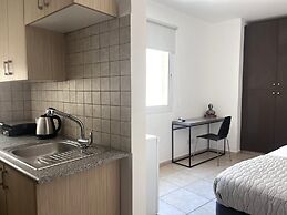 Phaedrus Living: Hoopoe Residencies 101