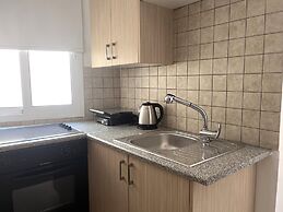 Phaedrus Living: Hoopoe Residencies 101