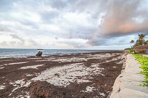 Amani Beachfront Villa by YourHost