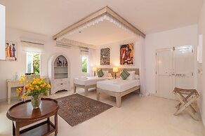 Amani Beachfront Villa by YourHost