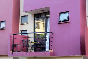 Claris Cozy Homes Near US Mall