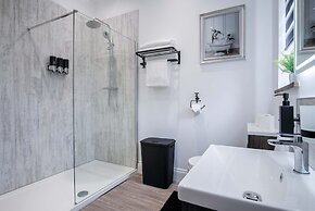 The Shed - 1 Bedroom - Cosheston