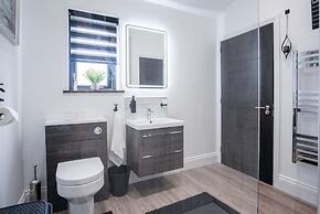 The Shed - 1 Bedroom - Cosheston