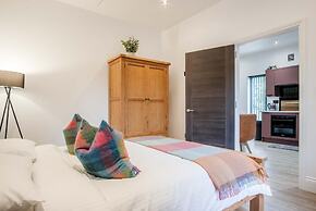 The Shed - 1 Bedroom - Cosheston