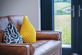 The Shed - 1 Bedroom - Cosheston