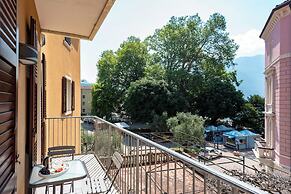 Life & View Luxury Apartments
