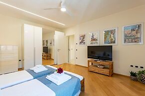 Life & View Luxury Apartments