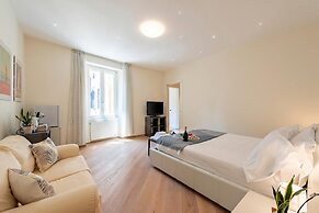 Life & View Luxury Apartments
