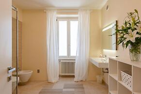 Life & View Luxury Apartments