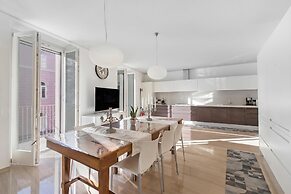 Life & View Luxury Apartments