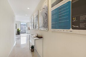 Life & View Luxury Apartment