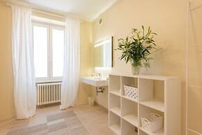 Life & View Luxury Apartment