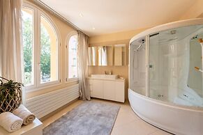 Life & View Luxury Apartments