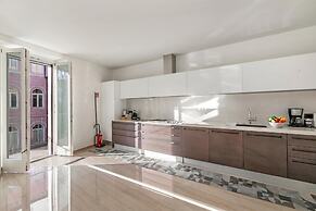 Life & View Luxury Apartments