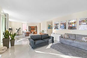 Life & View Luxury Apartments