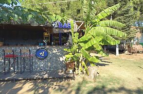 Mona Glamping Caravan Suites