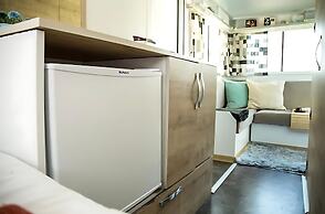 Mona Glamping Caravan Suites