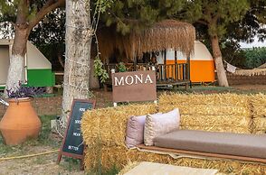 Mona Glamping Caravan Suites