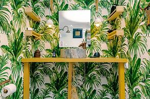 Mona Glamping Caravan Suites