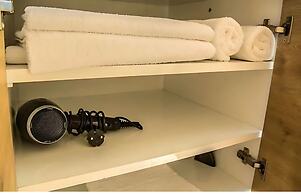 Mona Glamping Caravan Suites