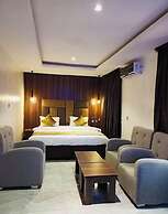 BOSTON HILLS RESORT & HOTEL LTD