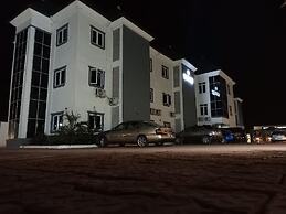 BOSTON HILLS RESORT & HOTEL LTD