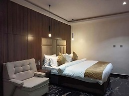 BOSTON HILLS RESORT & HOTEL LTD