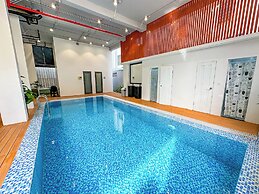 C-Hotel