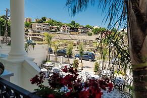 Art Gallery Boutique Hotel