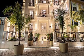 Art Gallery Boutique Hotel