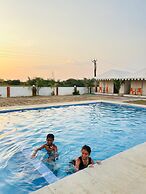 Unity Sunrise Resort - Statue of Unity Kevadia