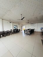 Unity Sunrise Resort - Statue of Unity Kevadia