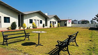 Unity Sunrise Resort - Statue of Unity Kevadia