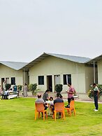 Unity Sunrise Resort - Statue of Unity Kevadia