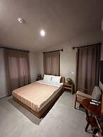 Nephos Beach Hotel