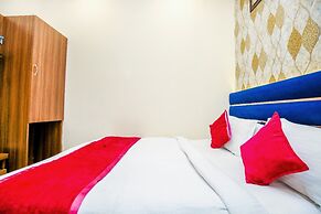 Goroomgo Karan Residency Amritsar