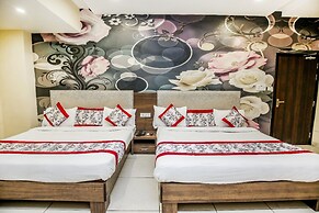 Goroomgo Karan Residency Amritsar