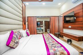 Goroomgo Karan Residency Amritsar